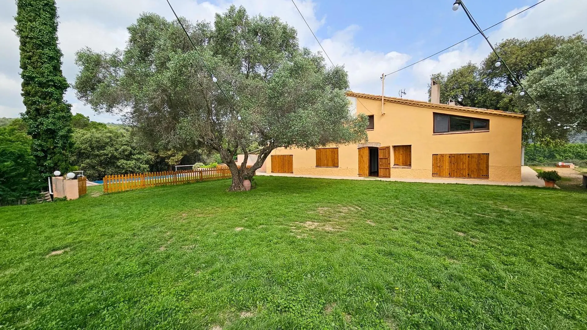 Casa Rural El Bruguer Vell Santa Eulalia de Ronsana 0*,  Spain